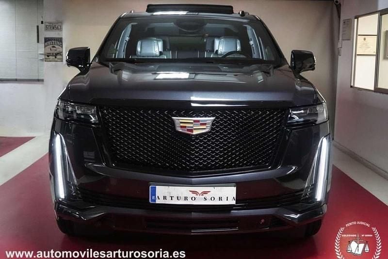 Usado Cadillac Escalade 426 CV (313 kW) 2024 Negro SUV