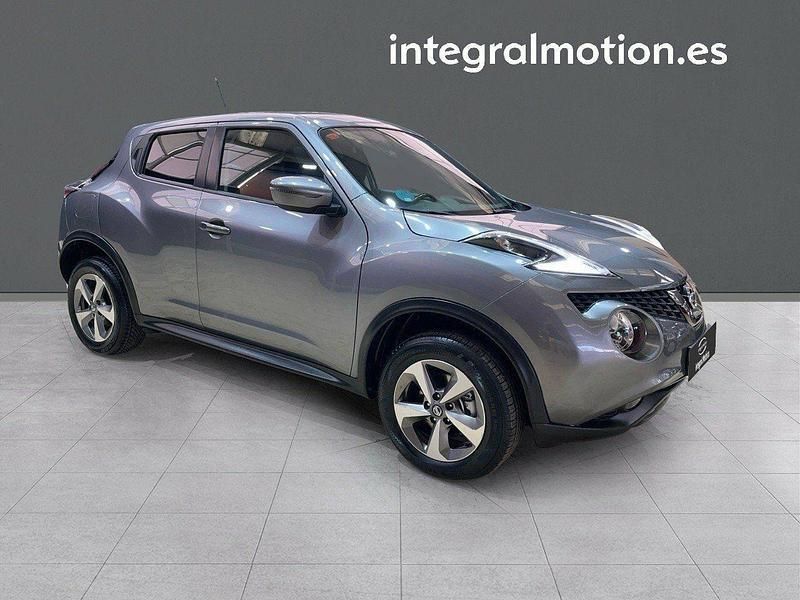 Usado Nissan Juke Acenta 112 CV (82 kW) 2018 Gris SUV