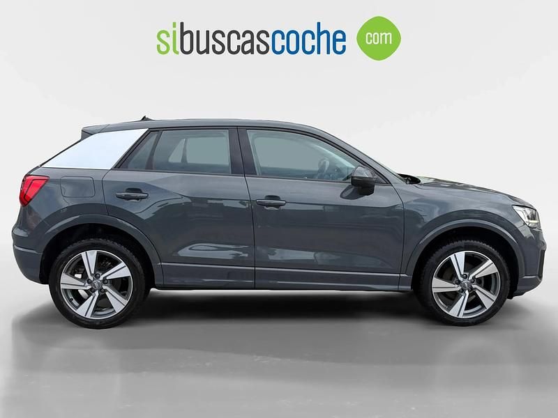 Usado Audi Q2 Design 150 CV (110 kW) 2019 Gris/plata SUV