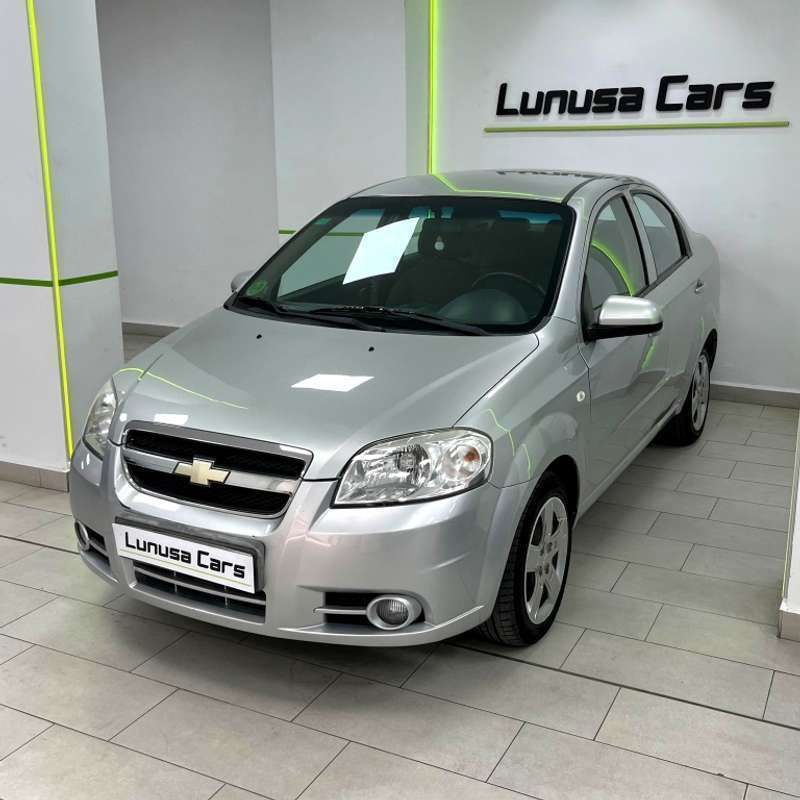 Plateado Usado 2009 Chevrolet Aveo LT Berlina | 5490 € (Precio justo) - Imagen 1/4