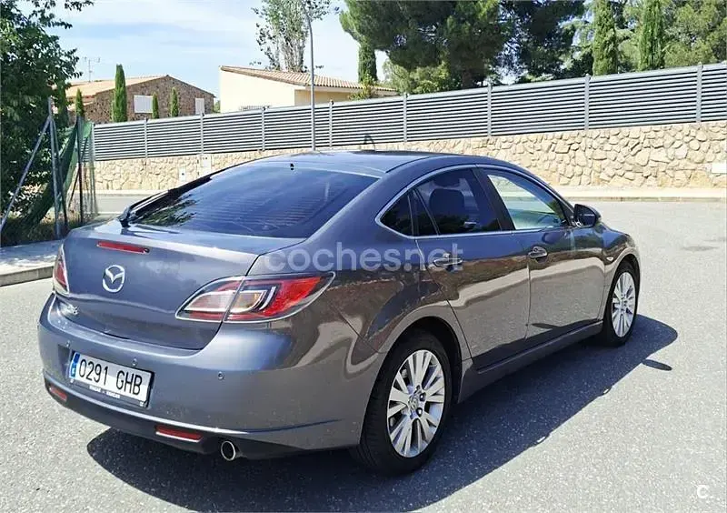 Usado Mazda 6 Sportive 140 CV (102 kW) 2008 Gris / plata Berlina