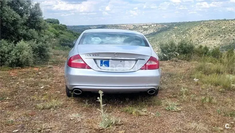 Usado Mercedes CLS350 272 CV (200 kW) 2006 Gris / plata Coupe