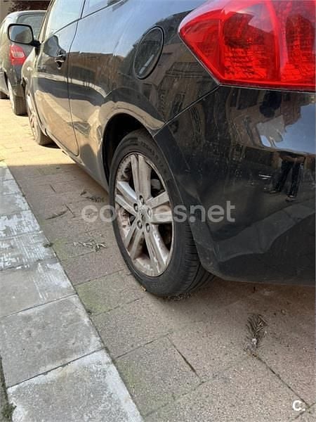 Usado Toyota Auris Sport 177 CV (130 kW) 2007 Negro Utilitario