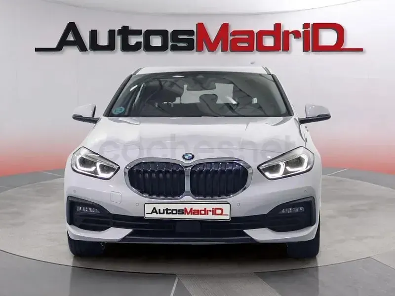 Usado BMW 118 Comfort Edition 136 CV (100 kW) 2022 Blanco Utilitario