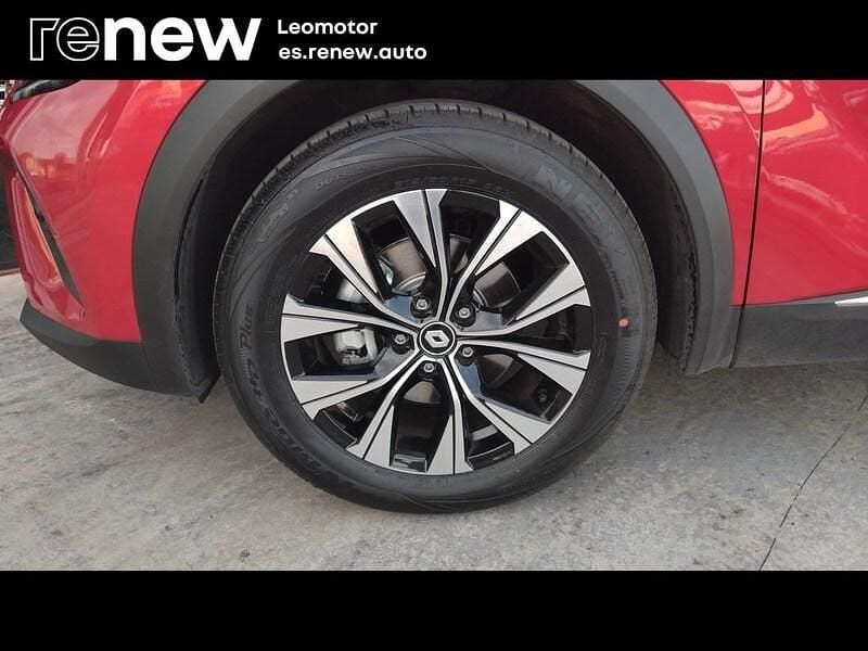 Usado Renault Captur Zen 145 CV (106 kW) 2023 Rojo SUV
