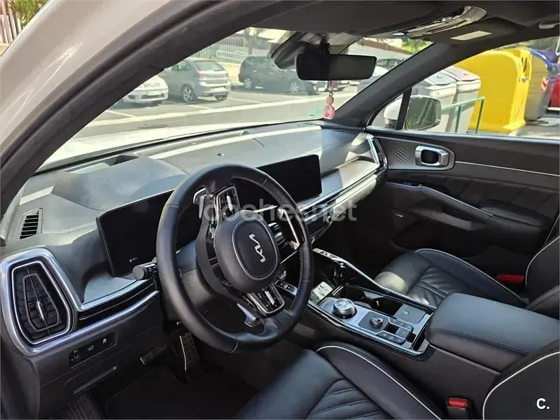 Usado Kia Sorento 194 CV (142 kW) 2024 Blanco SUV