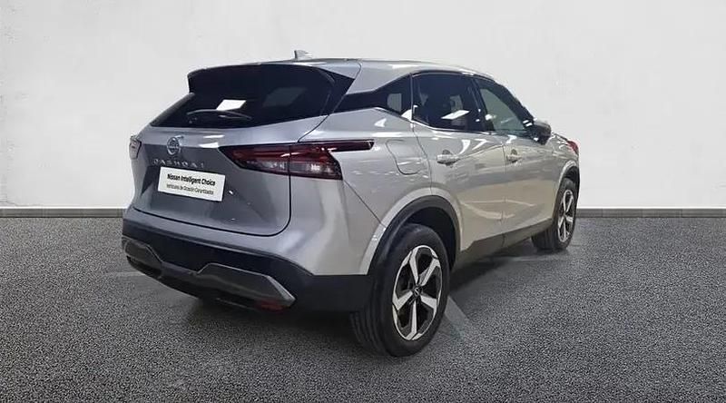 Usado Nissan Qashqai N-Connecta 158 CV (116 kW) 2024 Diamond silver (metalizado) SUV