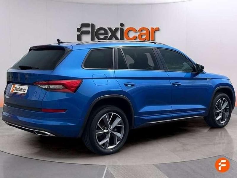 Usado Skoda Kodiaq SportLine 150 HP (110 kW) 2021 Azul SUV