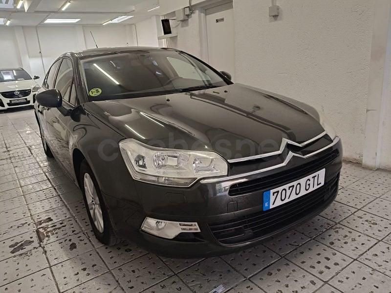 Usado Citroën C5 109 CV (80 kW) 2008 Verde Berlina