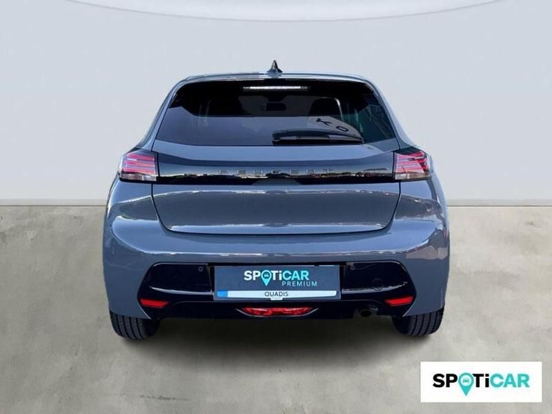 Usado Peugeot 208 Allure 101 CV (74 kW) 2024 Gris Utilitario