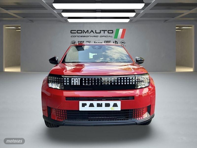 Nuevo Fiat Grande Panda Red 83 kW (113 CV) 2025 Rojo Utilitario