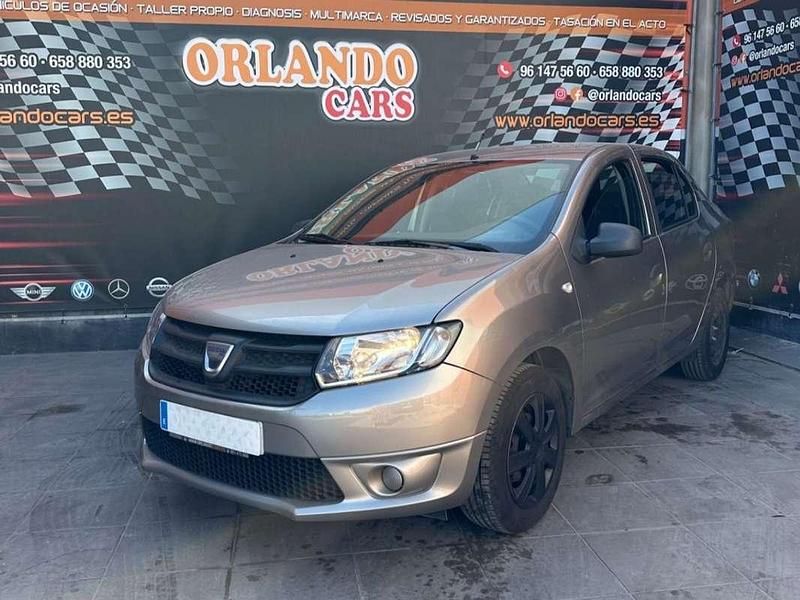 Usado Dacia Logan Lauréate 90 CV (66 kW) 2015 Beige Berlina