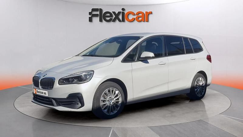 Używany BMW 218 140 KM (102 kW) 2020 Biały Minivan