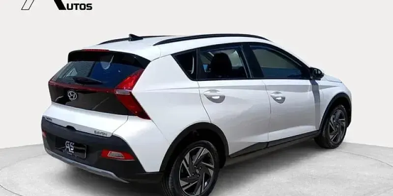 Usado Hyundai Bayon 84 CV (61 kW) 2023 Blanco SUV