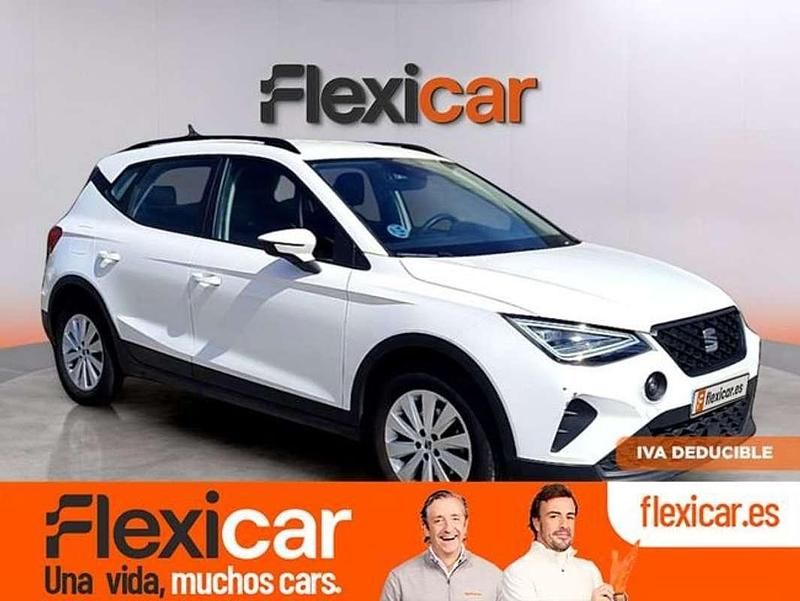 Usado Seat Arona Style 110 CV (80 kW) 2021 Blanco SUV