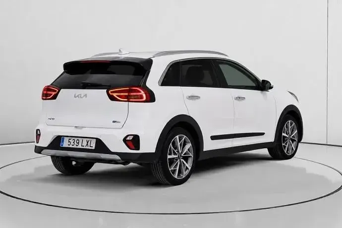 Usado Kia Niro 141 CV (103 kW) 2022 SUV