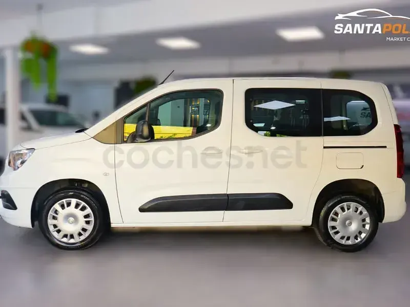 Usado Opel Combo Life Business Edition 102 CV (75 kW) 2022 Blanco Monovolumen