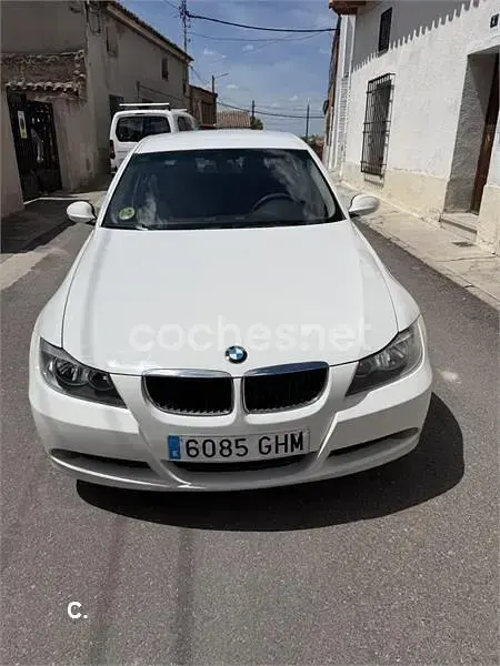 Usado BMW 320 163 CV (119 kW) 2005 Blanco Berlina