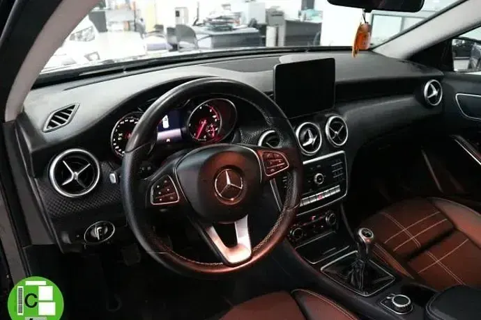 Usado Mercedes A200 136 CV (100 kW) 2017