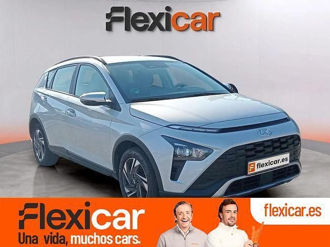 Gris Usado 2023 Hyundai Bayon SUV | 16.990 € (Un poco caro) - Imagen 1/4