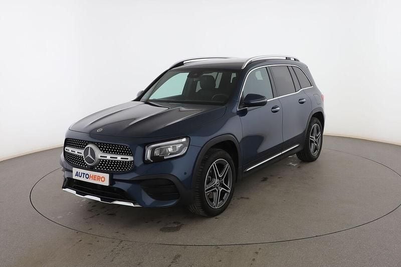 Azul Usado 2022 Mercedes GLB200 AMG line SUV | 40.599 € (Un poco caro) - Imagen 1/3