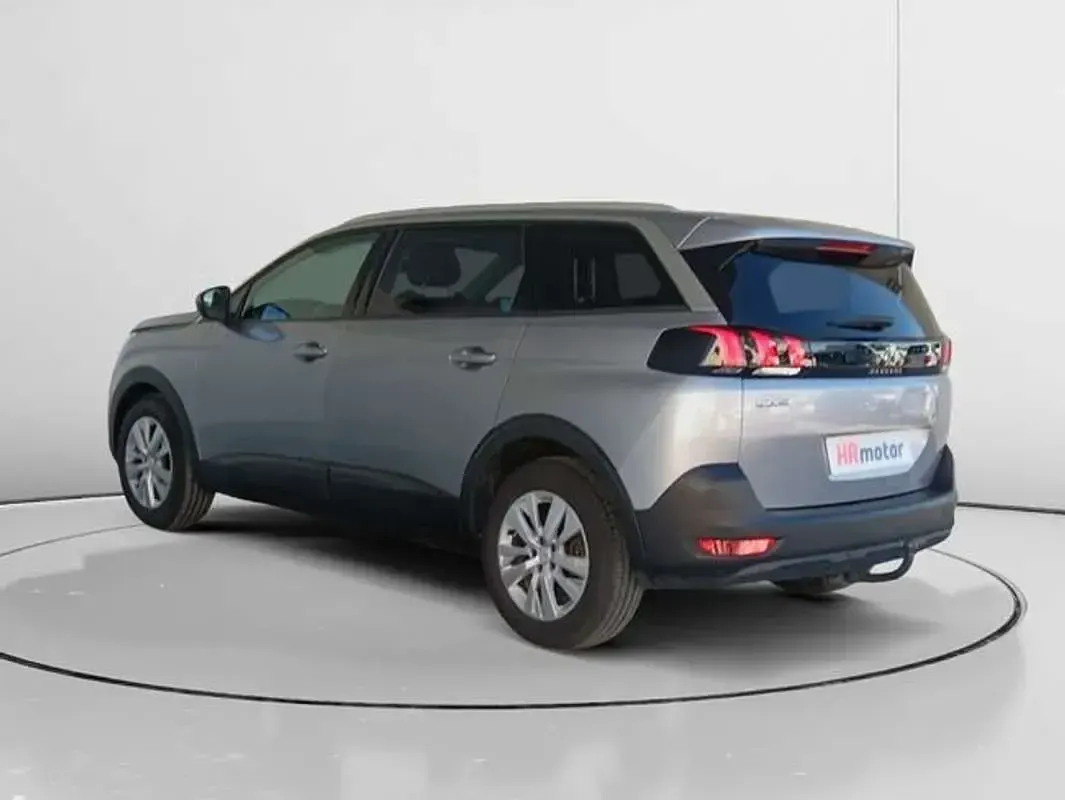 Käytetty Peugeot 5008 Active 131 HP (96 kW) 2019 Harmaa Katumaasturi