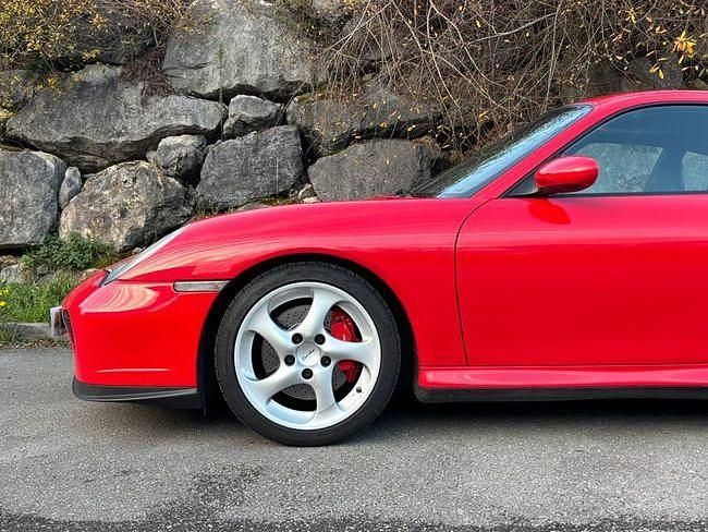 Usado Porsche 996 Turbo 420 CV (308 kW) 2001 Rojo Coupe