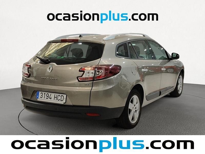 Usado Renault Mégane GrandTour Dynamique 110 CV (80 kW) 2011 Beige Familiar