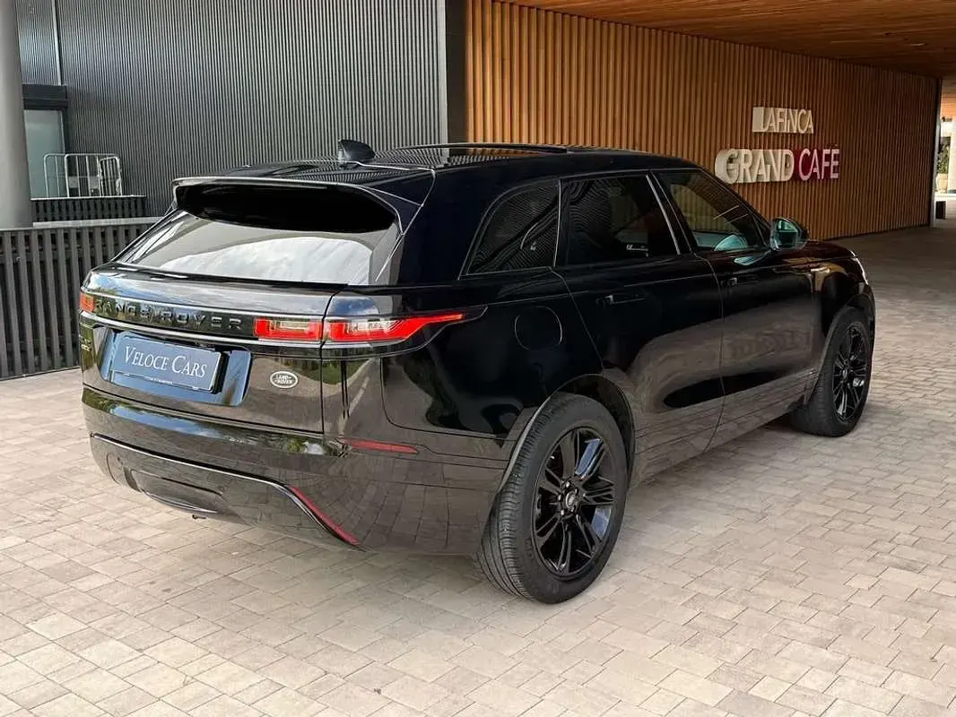 Usado Land Rover Range Rover Velar Basis 180 CV (132 kW) 2019 Negro SUV
