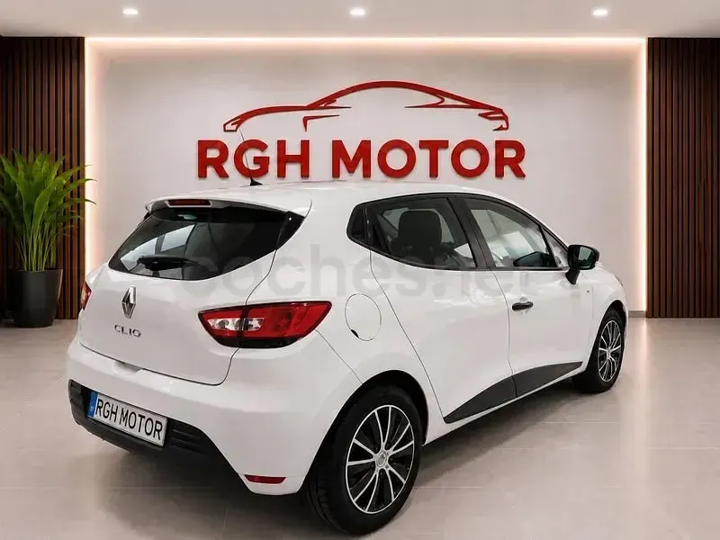Usado Renault Clio IV Business 75 CV (55 kW) 2018 Blanco Berlina