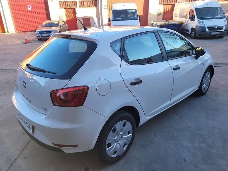 Usado Seat Ibiza Reference 90 CV (66 kW) 2017 Blanco Berlina