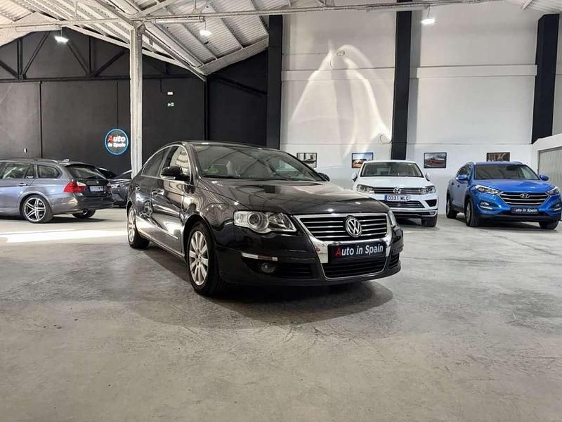 Usado VW Passat Advance 122 CV (89 kW) 2009 Negro Berlina