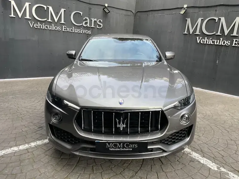 Usado Maserati Levante 350 CV (257 kW) 2019 Amarillo SUV