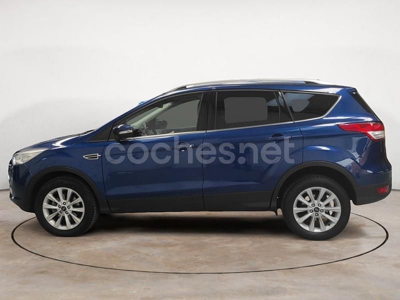 Usado Ford Kuga Business Edition 150 CV (110 kW) 2016 Azul SUV