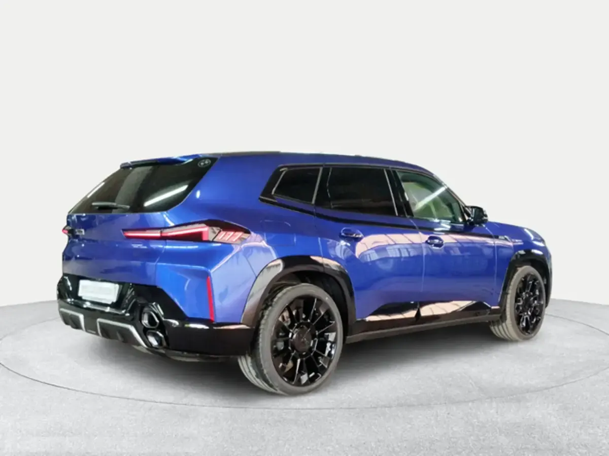 Usado BMW XM Comfort Edition 476 CV (350 kW) 2026 Azul SUV