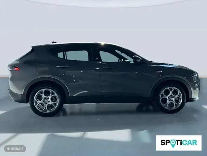 Usado Alfa Romeo Tonale Sprint 130 CV (95 kW) 2023 Gris SUV