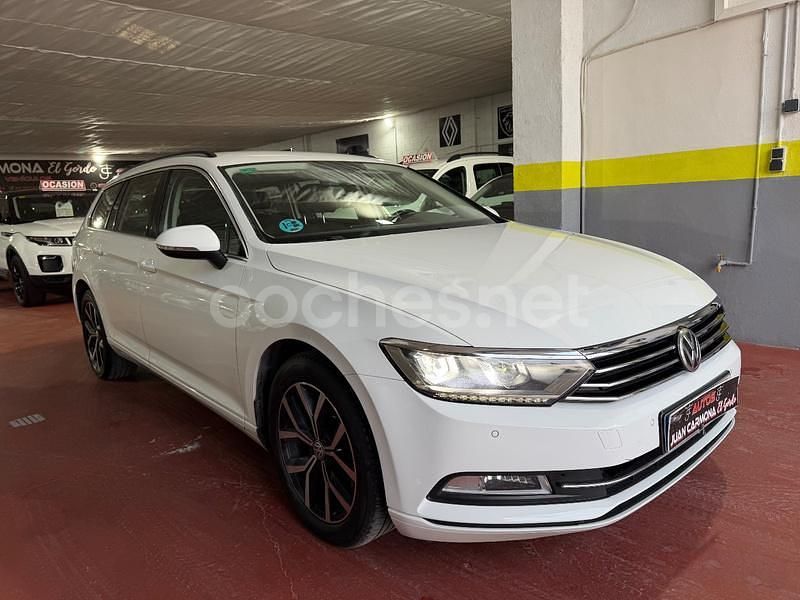 Blanco Usado 2016 VW Passat Edition Familiar | 6999 € (Buen precio) - Imagen 1/4