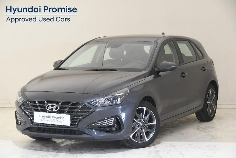 Gris Usado 2024 Hyundai i30 | 19.990 € (Precio justo) - Imagen 1/4