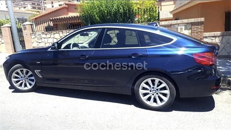 Azul Usado 2013 BMW 320 Gran Turismo Berlina | 15.500 € (Buen precio) - Imagen 1/4