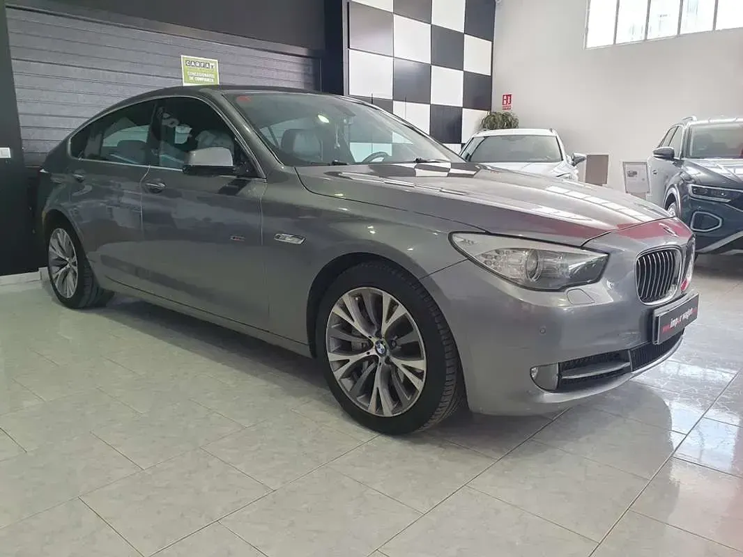 Usado BMW 530 Gran Turismo 245 CV (180 kW) 2012 Gris Berlina