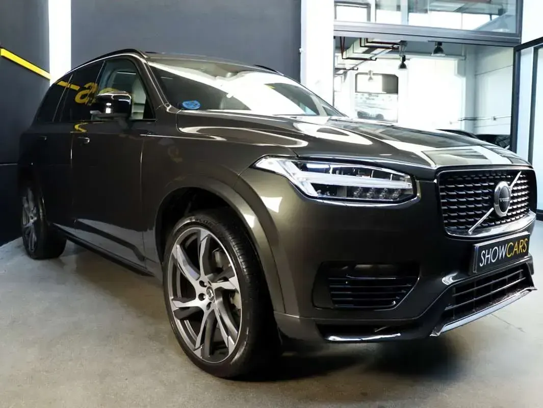 Usado Volvo XC90 R-Design 455 CV (334 kW) 2022 Gris SUV