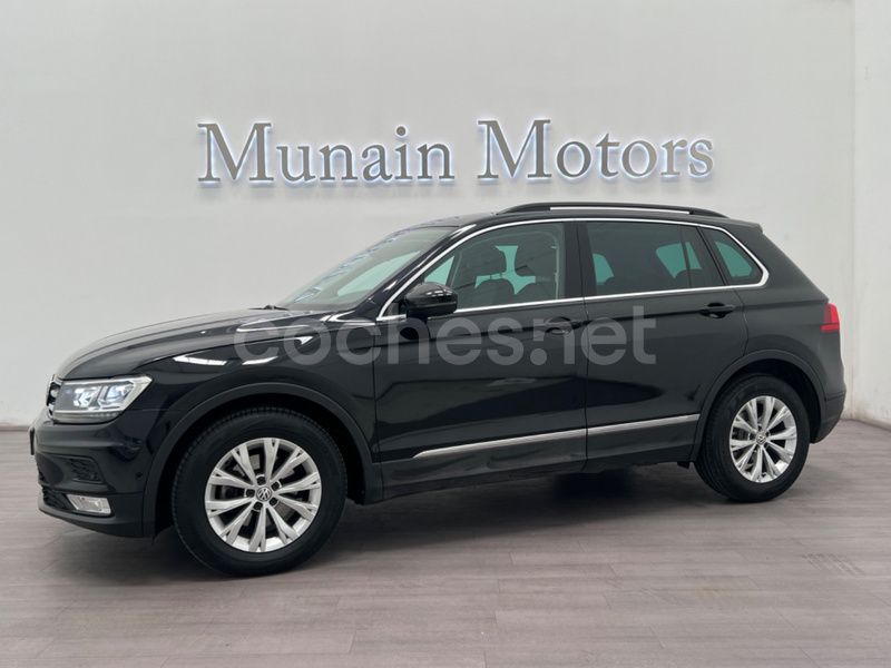 Negro Usado 2017 VW Tiguan Advance SUV | 20.990 € (Un poco caro) - Imagen 1/4