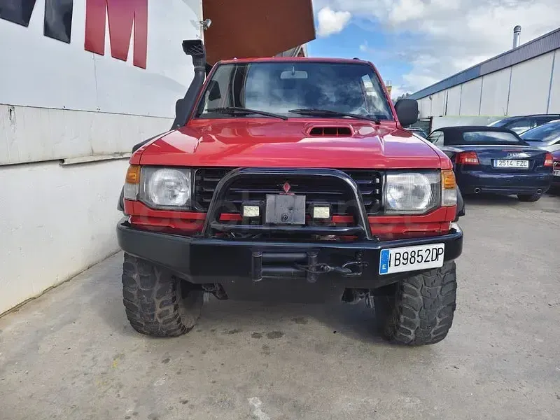 Usado Mitsubishi Montero 99 CV (72 kW) 1994 Rojo SUV