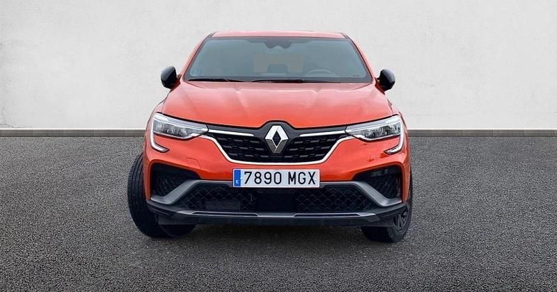 Usado Renault Arkana RS Line 140 CV (102 kW) 2023 SUV