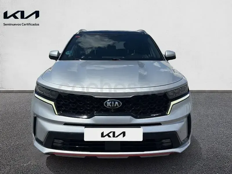 Käytetty Kia Sorento 230 HP (169 kW) 2021 Harmaa Katumaasturi