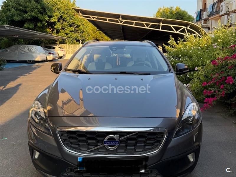 Gris / plata Usado 2013 Volvo V40 Momentum Familiar | 12.490 € (Precio justo) - Imagen 1/4