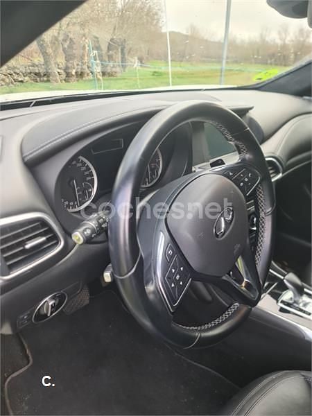 Blanco Usado 2017 Infiniti QX30 Premium SUV | 19.000 € (Precio justo) - Imagen 1/4