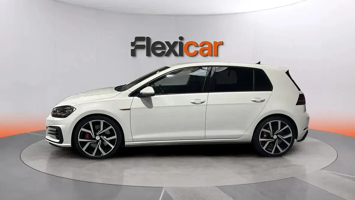 Usado VW Golf VII GTI 245 CV (180 kW) 2019 Blanco Berlina