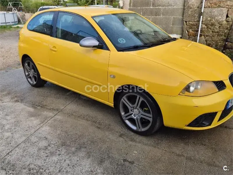 Usado Seat Ibiza FR 130 CV (95 kW) 2006 Negro Utilitario