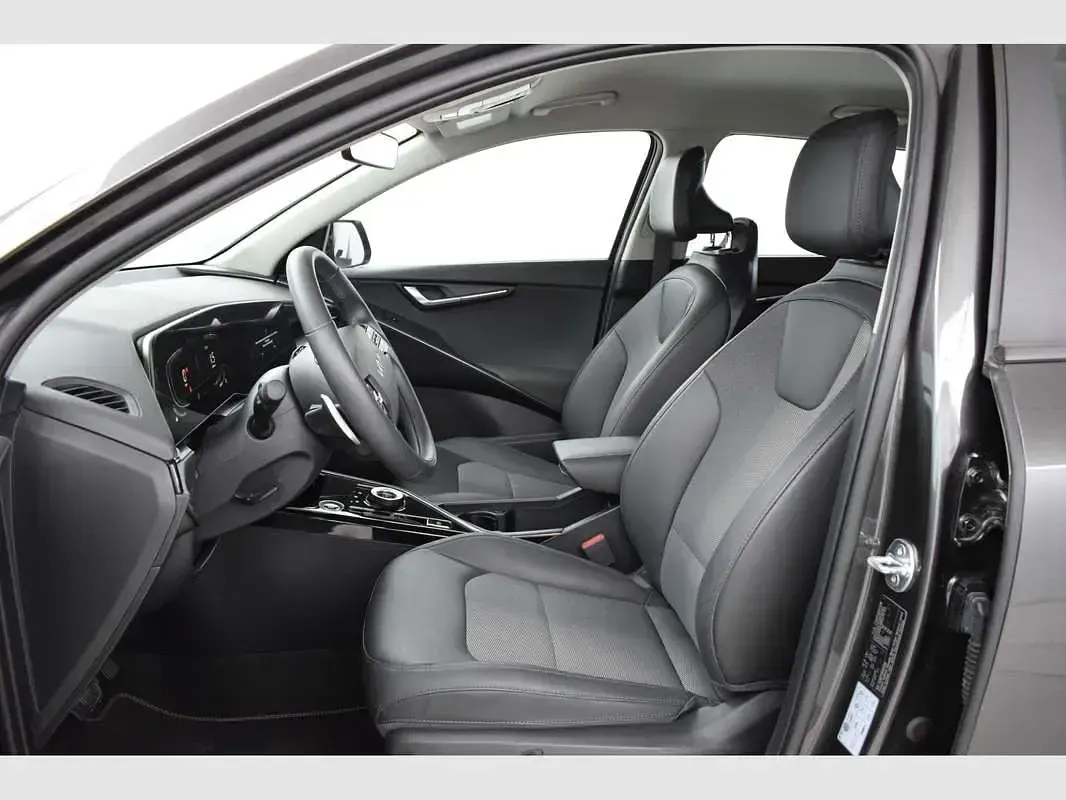 Usado Kia Niro 129 CV (94 kW) 2025 Gris SUV